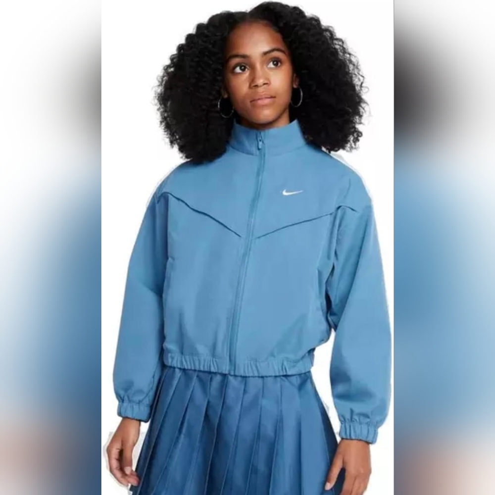 Nike Big Girls' Lightweight Oversized Style‎ Star Jacket